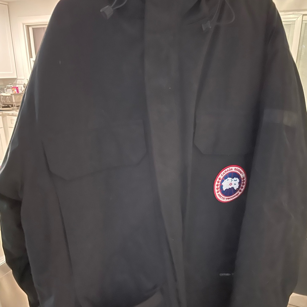 Mens authentic Canada goose down coat xl